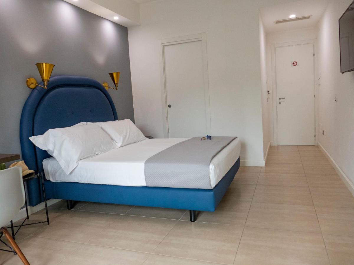 Mako Sorrento Suites Buitenkant foto